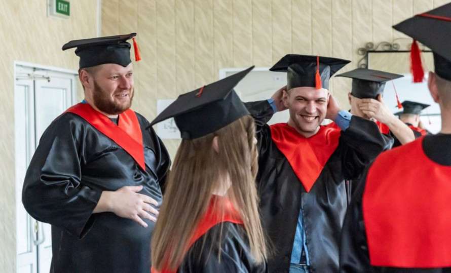 Інженери, які змінюють промисловість: у Метінвест Політехніці відбувся випуск магістрів