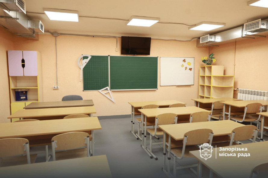 До перших класів запорізьких шкіл планують зарахувати близько 3,5 тисячі дітей: як місто готується до нового навчального року