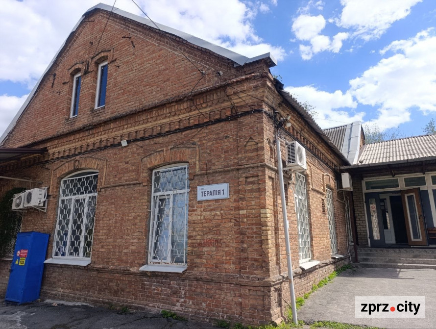 Від найстарішої школи до справжнього замку: які незвичайні менонітські будівлі можна побачити в Запоріжжі (фото)