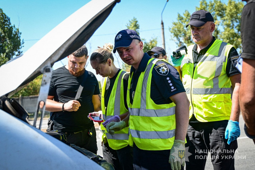 Військова форма, нічна вилазка та залізниця: у Запоріжжі затримали крадіїв з сусідньої області (фото)