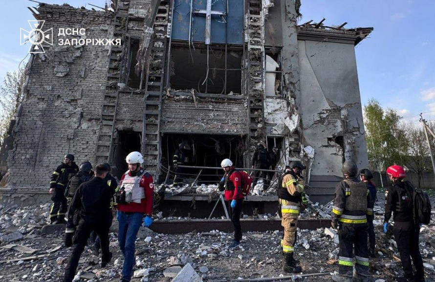 У Запоріжжі після атаки БпЛА 17 квітня постраждали семеро людей, серед них дитина - в якому стані потерпілі