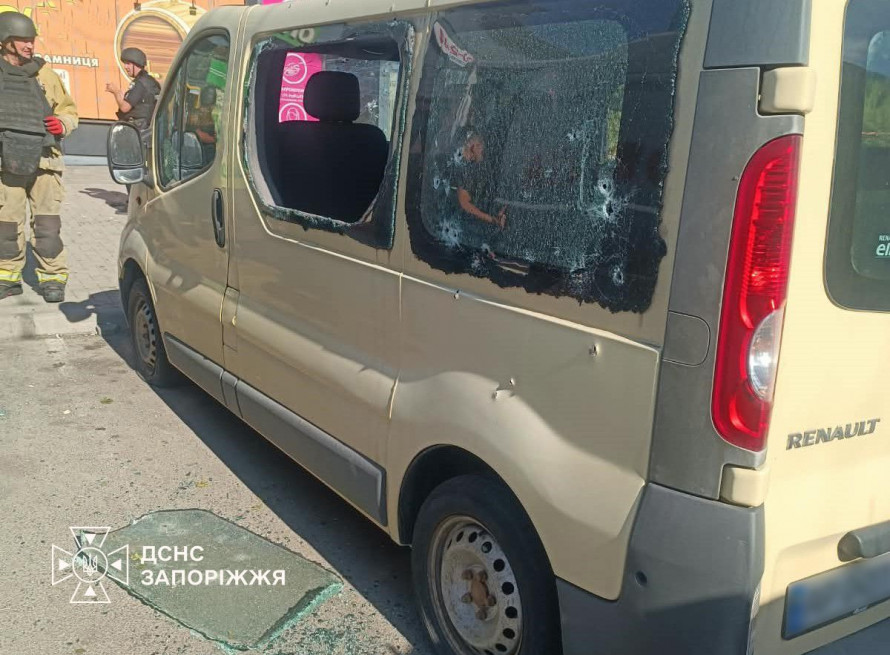 Двоє людей загинули, вісім - поранені: наслідки ворожих атак Запоріжжя і області за добу