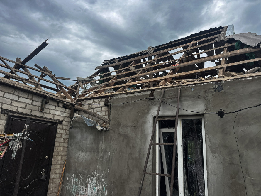 Били дронами по цивільних: двоє людей отримали поранення внаслідок ворожих атак по Запорізькому району (фото)
