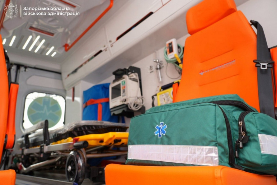 Запорізька область отримала сучасні реанімобілі для порятунку життя (фото, відео)
