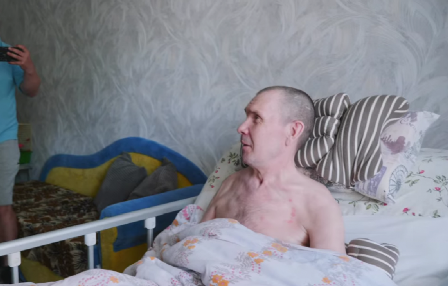 Байдужість замість вдячності – у Запоріжжі мешканці багатоповерхівки блокують встановлення підйомника для ветерана (відео)