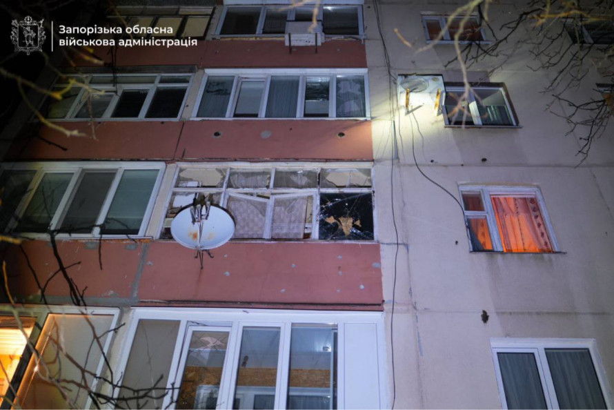 Нічний удар по Запоріжжю: росіяни поранили тримісячну дитину та пошкодили десятки квартир (фото)