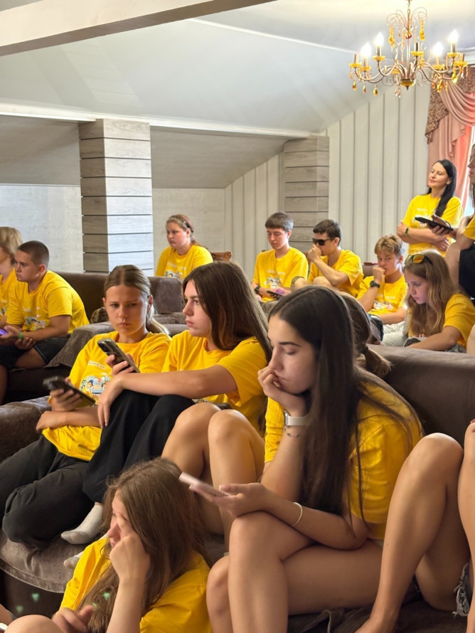 Як працює штучний інтелект: у «Блогер Кемпі» відбувся тренінг від експерта Metinvest Digital