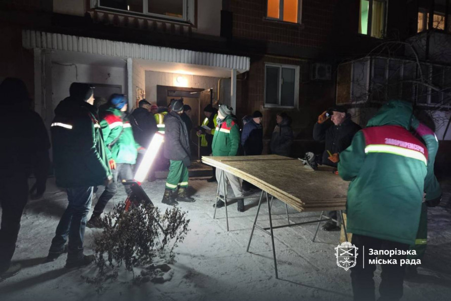 Від вибуху загинула жінка, є постраждалі, серед них - діти: що відомо про удар по Запоріжжю 17 лютого (фото)