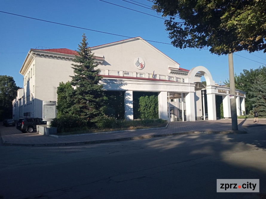 Запорізький музей провів безкоштовні екскурсії Шостим селищем - архітектурні цікавинки (фоторепортаж)