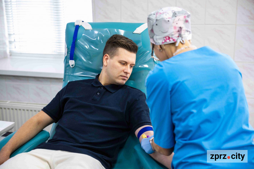 Кров потрібна щодня: понад 900 працівників Запоріжсталі долучилися до донорства (фото)
