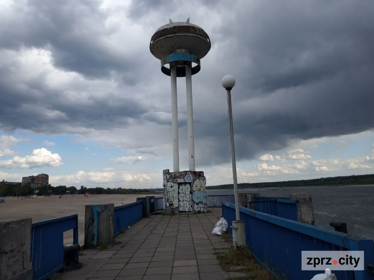 Як виглядає Центральний пляж Запоріжжя майже через два роки після підриву Каховської ГЕС - фото