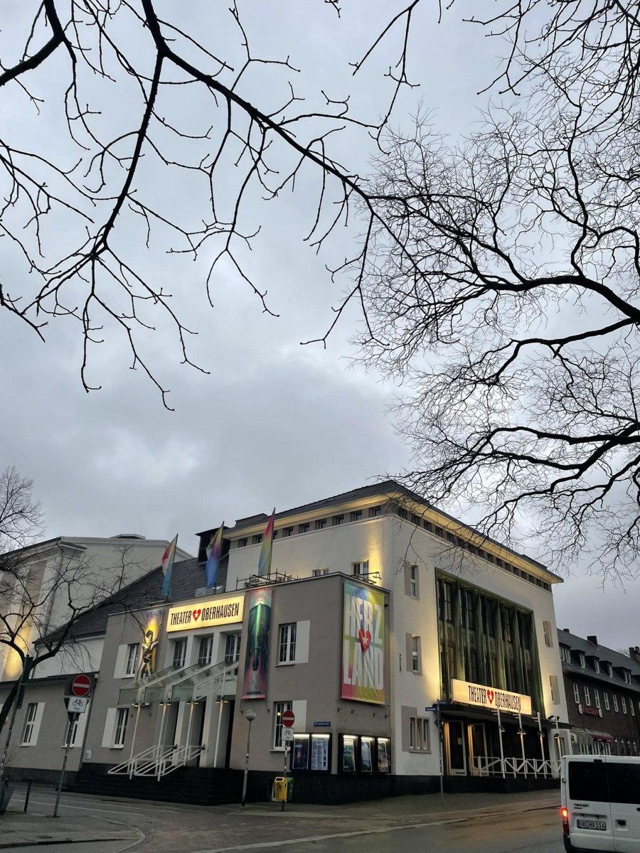 Запорізький театр виступив у Німеччині та готує прем'єру для запоріжців - ексклюзивні подробиці, фото