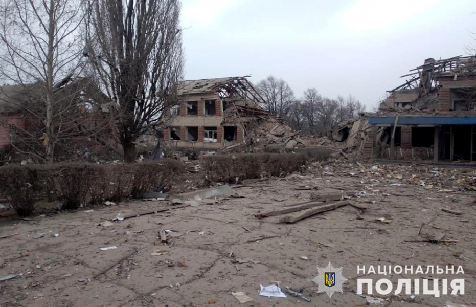 У селі Запорізького району вщент зруйнували школу - фото наслідків нічного ворожого обстрілу