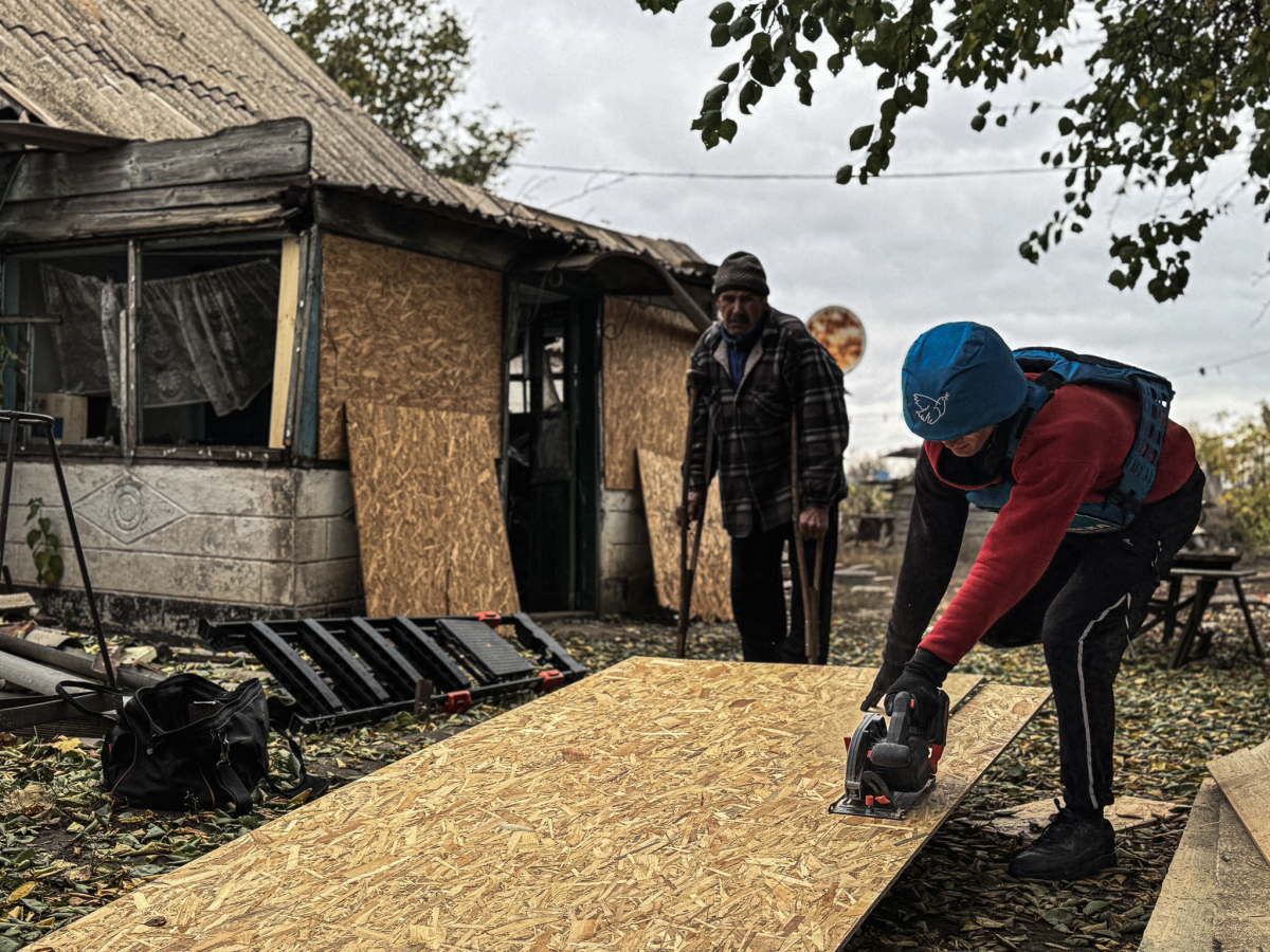 Як село у Запорізькій області оговтується після авіаудару - фото