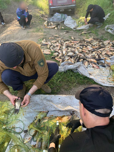 У Запоріжжі браконьєр за раз наловив понад 200 кг риби - ні скуштувати, ні продати не вдалося