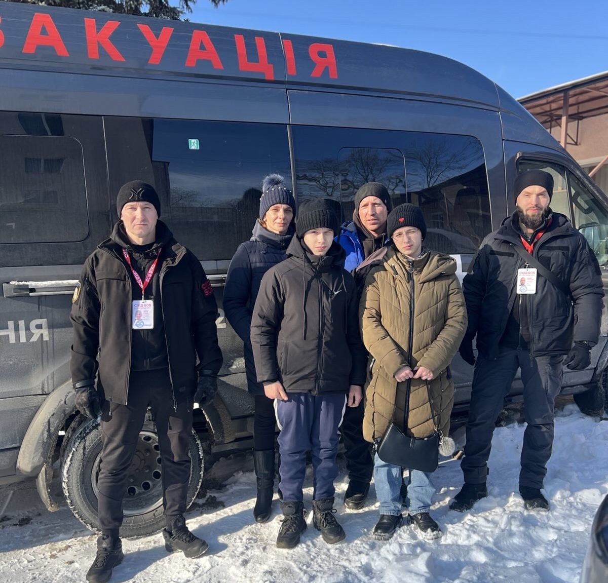 Обов’язкова евакуація через загрозу обстрілів — куди їхати мешканцям Запорізької області і як отримати допомогу