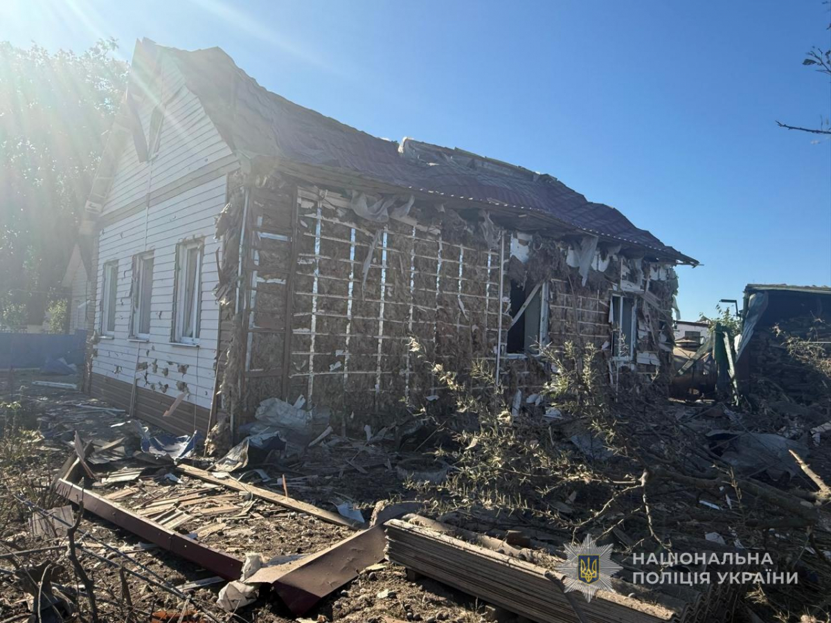 На Запоріжжі внаслідок масованої атаки поранено четверо людей - подробиці (фото)