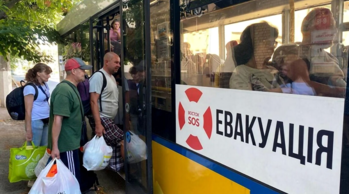 Зберегти сім'ї - на Запоріжжі під час обов’язкової евакуації всіх дітей вивезли разом із батьками