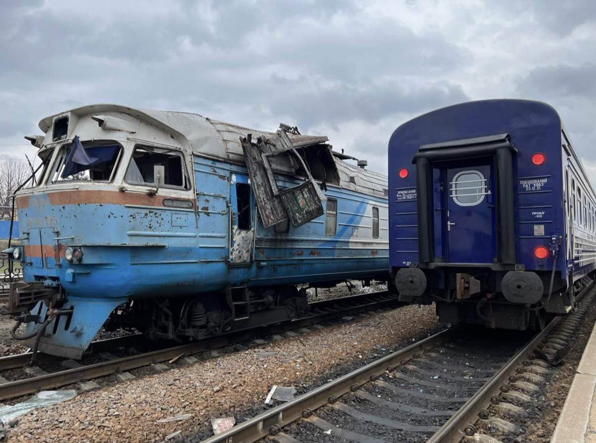 Евакуація з вагона: Ольга Сумська показала, як зараз виглядають поїздки залізницею (відео)