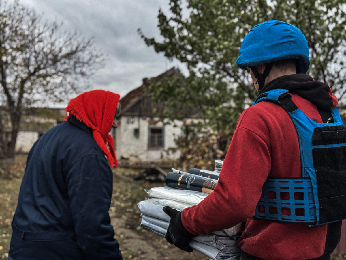 Як село у Запорізькій області оговтується після авіаудару - фото