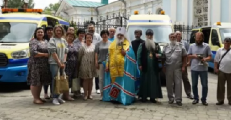 УПЦ та Фонд Вадима Новинського передали 5 машин швидкої допомоги Миколаївській громаді