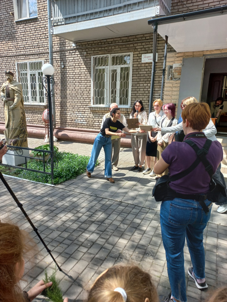 У центрі Запоріжжя відкрили нову скульптуру - подробиці, фото