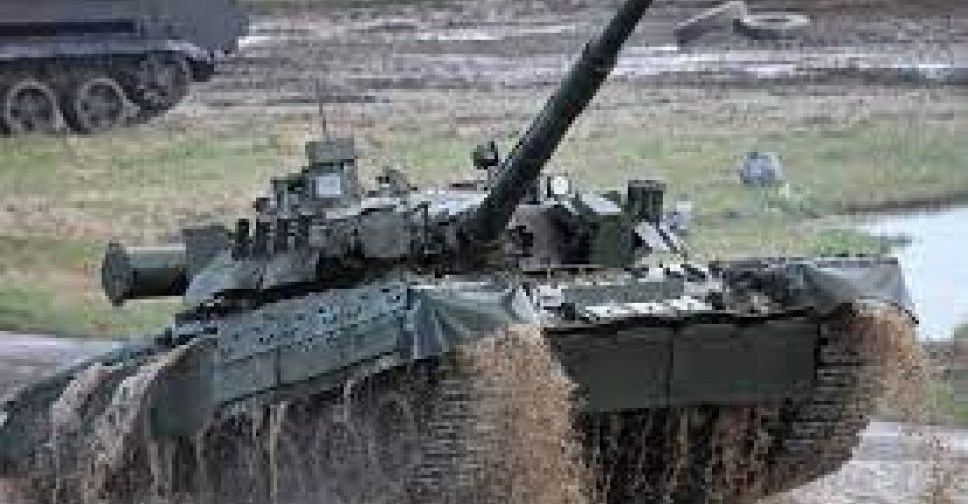 На кордоні Запорізької та Донецької областей нацгвардійці затрофеїли новенький російський танк - відео