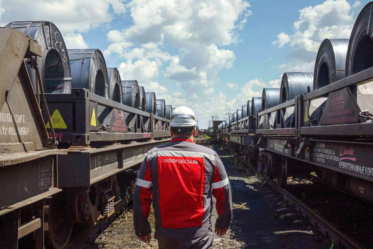 Підвищення вантажних тарифів Укрзалізниці ослабить економіку, - Запоріжсталь