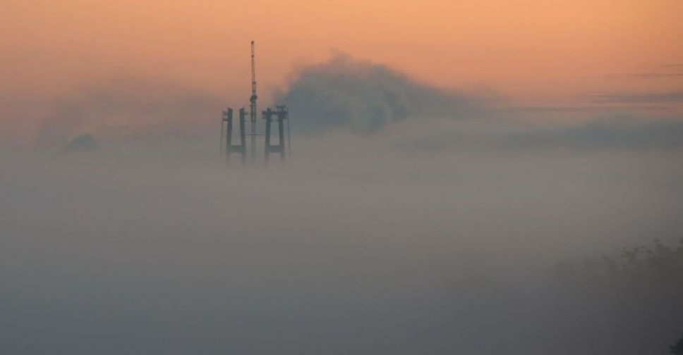 Запорізький фотограф показав дивовижні світлини міста в тумані
