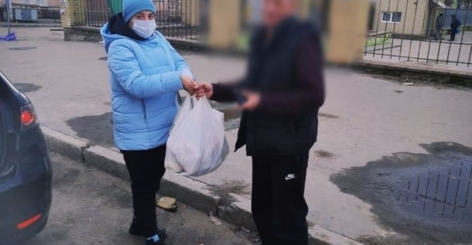 Запоріжці допомогли чоловіку, який дивом доїхав до нашого міста з Донецької област