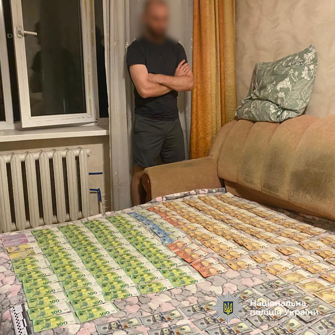 У Запоріжжі адвокатка організувала угруповання, що надавало незаконну специфічну допомогу чоловікам - фото, відео