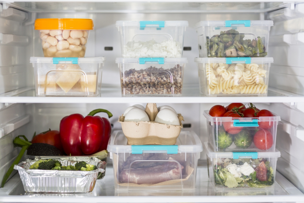 Ніколи готувати: що покласти в холодильник, щоб забезпечити себе смачною та корисною їжею