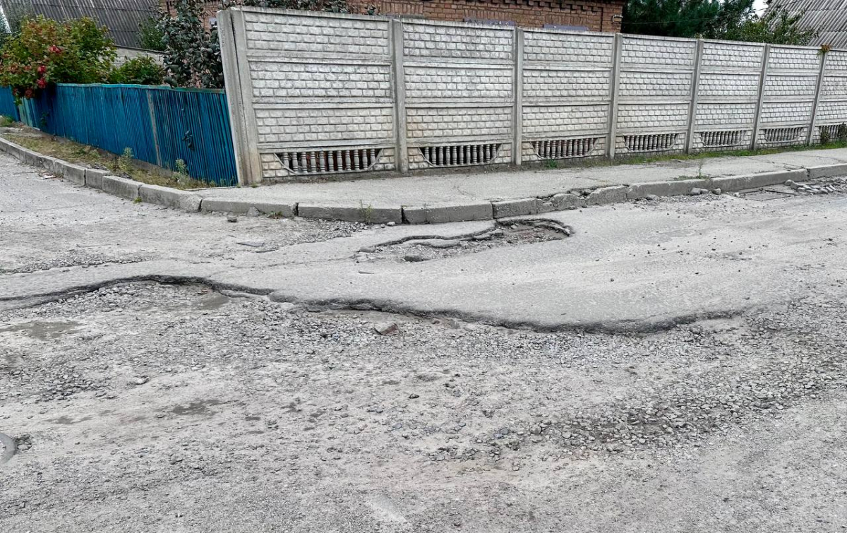 У Запоріжжі відновили ремонт "корупційної" дороги: з'явилися деталі