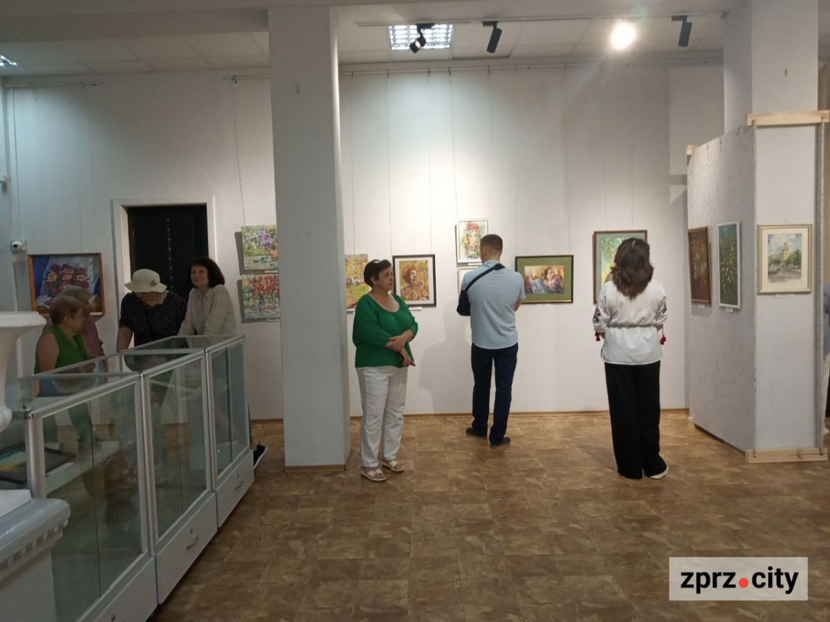 Художники показали, яким бачать прифронтове місто Запоріжжя - фото