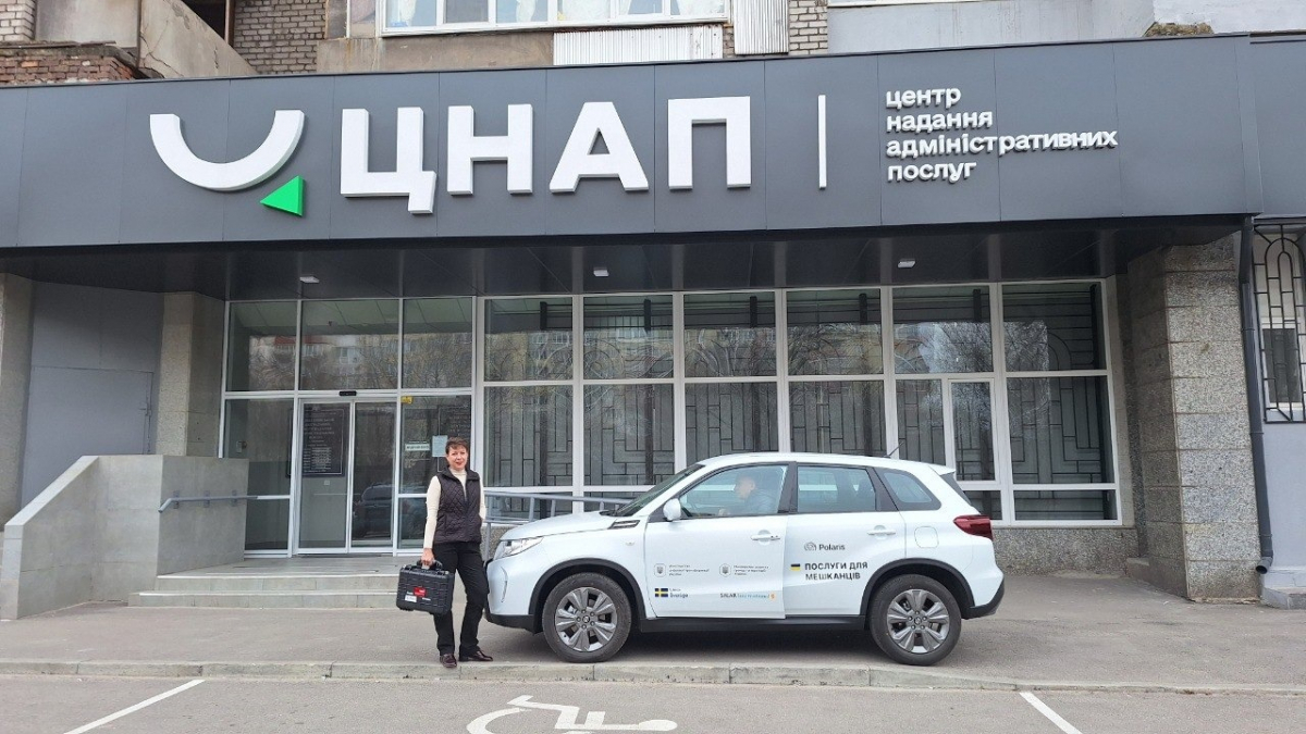 Безбар’єрність у Запоріжжі: як «Мобільний адміністратор» допомагає людям з інвалідністю