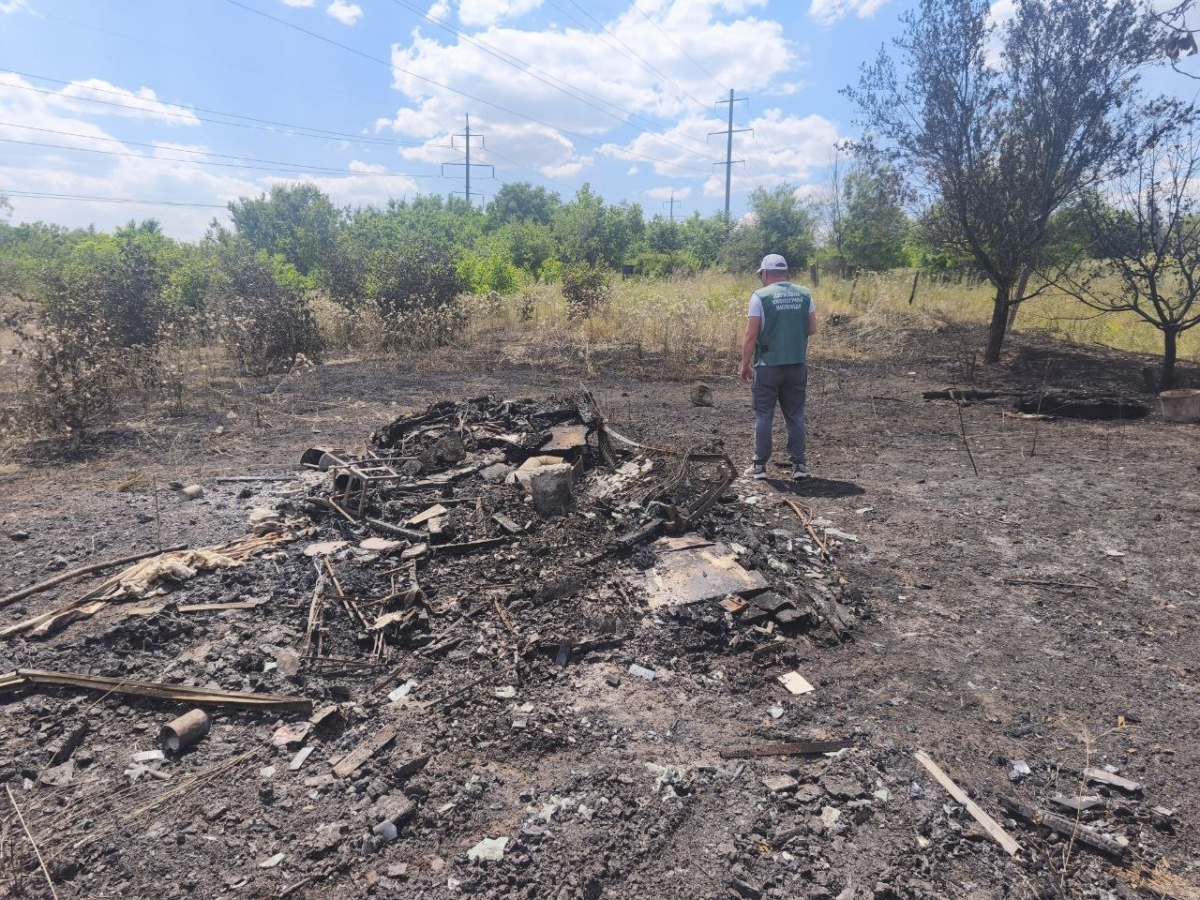 Запорізькі екологи показали наслідки удару 2 липня: що виявили на місцях обстрілів (фото)