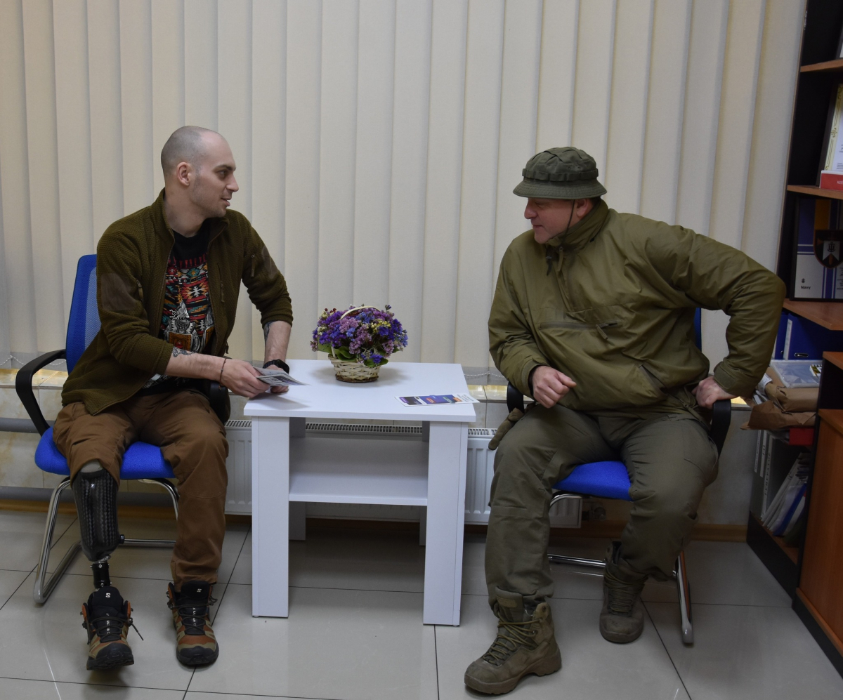 "Рівний - рівному": ветеран "Лакі" із Запоріжжя допомагатиме іншим захисникам повертатися до цивільного життя