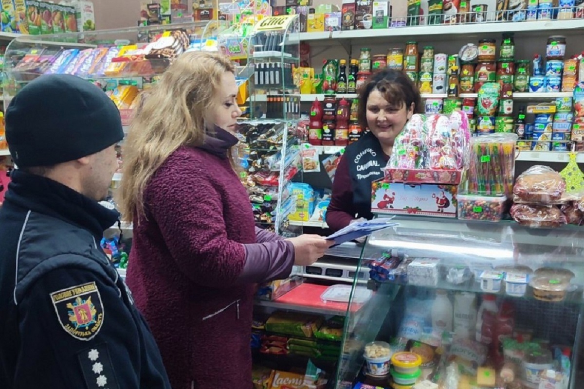 Олія, м'ясо та борошно - у магазинах Запорізького району виявили незаконне перевищення цін