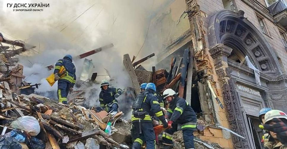 У Запоріжжі зросла кількість загиблих внаслідок ракетних ударів по житлових будинках