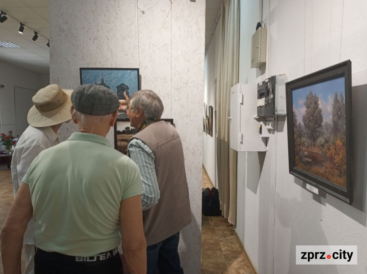 Художники показали, яким бачать прифронтове місто Запоріжжя - фото