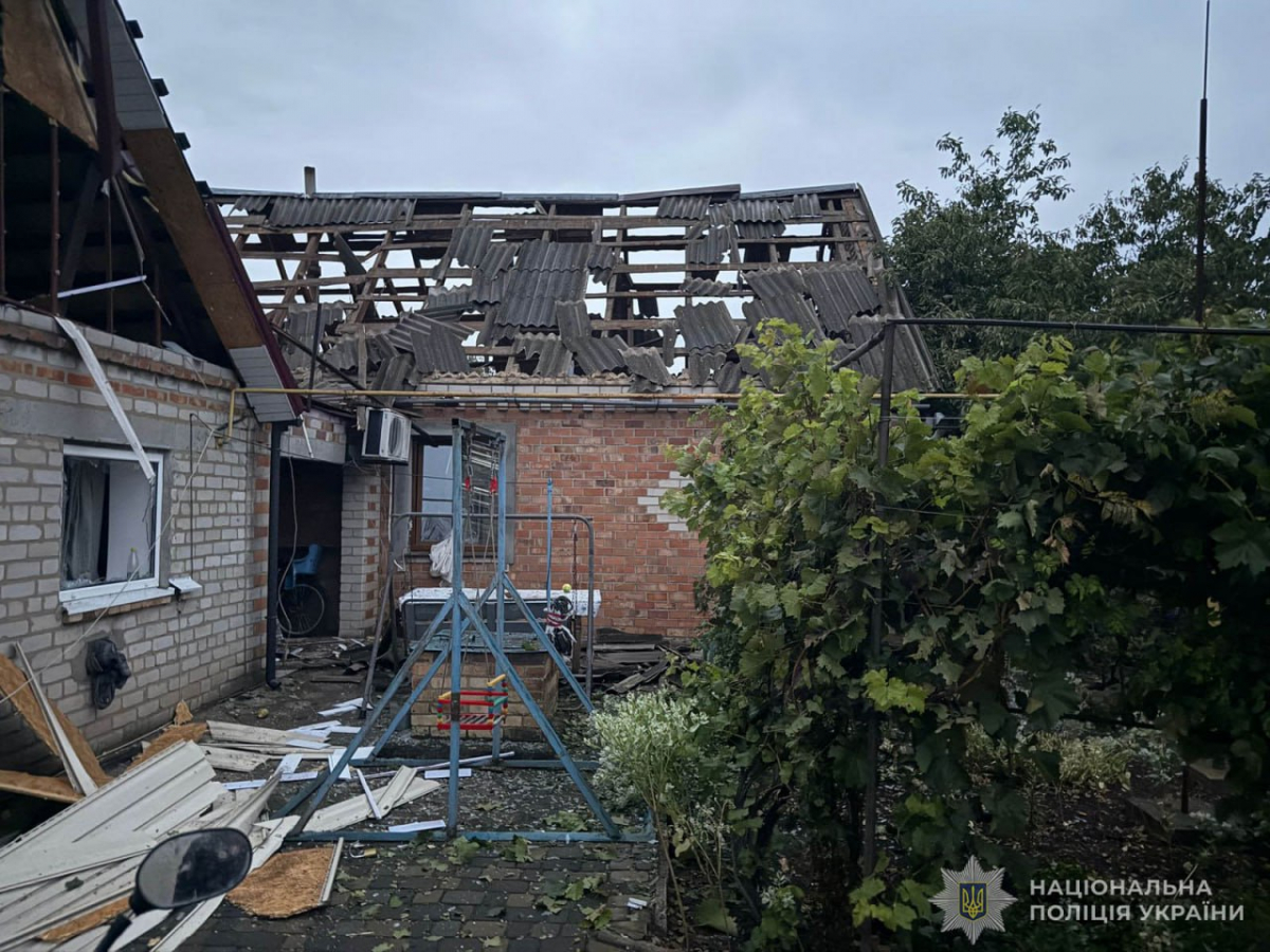 Ворог полює дронами на цивільних людей у Запорізькій області - вбили подружжя в автомобілі та літнього чоловіка