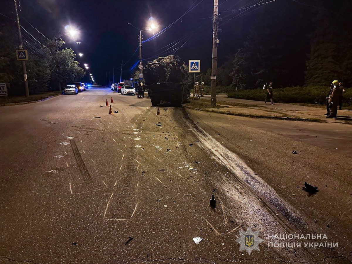 Виїхав на зустрічну та зіткнувся з вантажівкою: у Запоріжжі загинув 39-річний водій (фото)