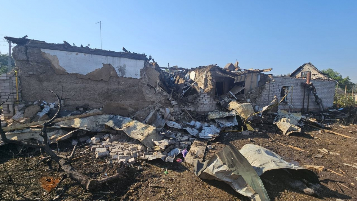 У Запоріжжі екологи зафіксували масштабне забруднення ґрунту після нічної атаки дронів (фото)