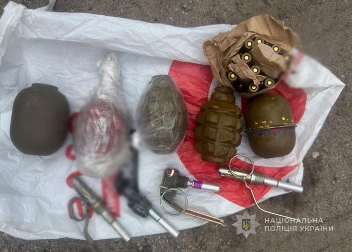 Запоріжанка торгувала гранатами і набоями: поліція з'ясовує, де вона взяла боєприпаси