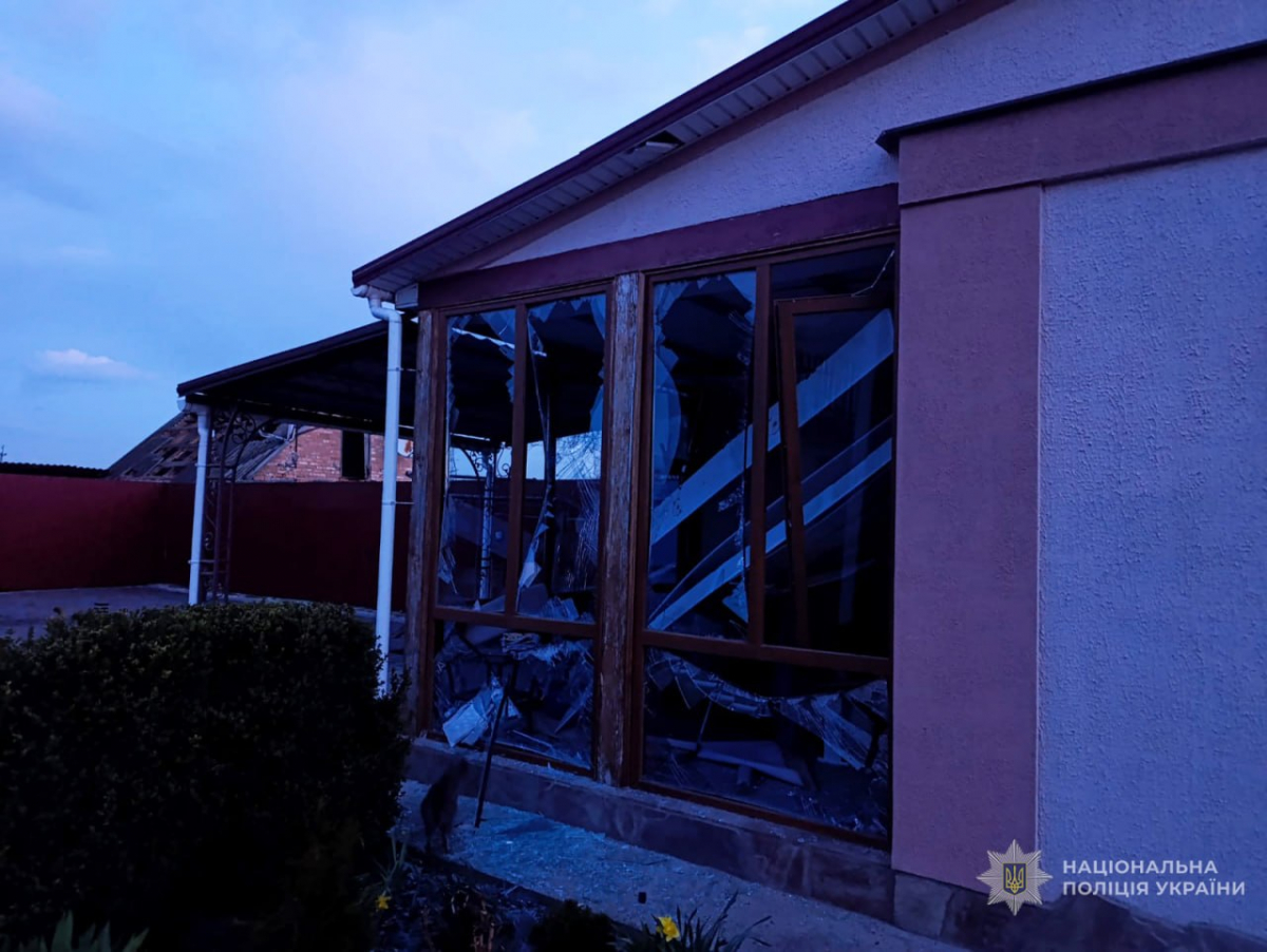 Росіяни зранку атакували Запоріжжя - в області поранили жінку та поліцейських (фото, відео)