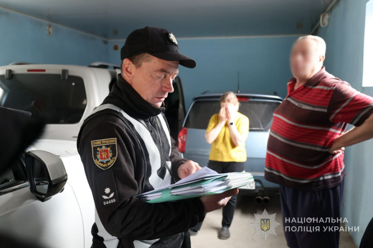 Гектари оформлював на родичів: на Запоріжжі голова громади провернув земельну схему (фото)
