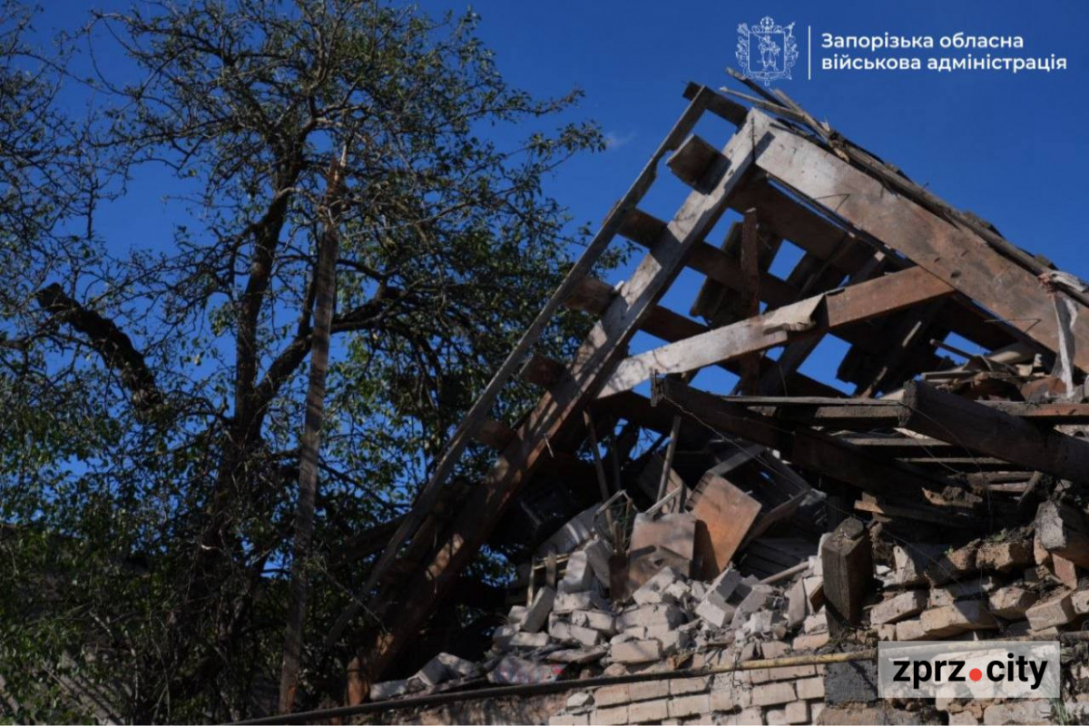 Зруйновані будинки та постраждалі - росіяни атакували Запоріжжя (фото)!