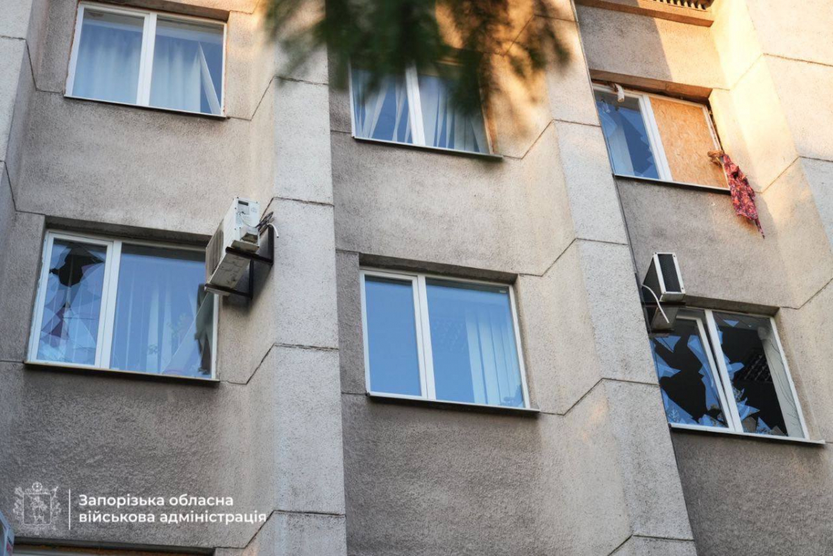 Вранці ворог ударив ракетами по Запоріжжю - що наразі відомо про наслідки (фото)