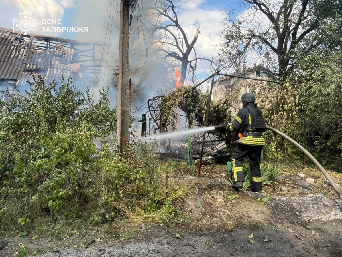 Дронами та КАБами по цивільних: на Запоріжжі є загиблі та поранені (фото, відео)