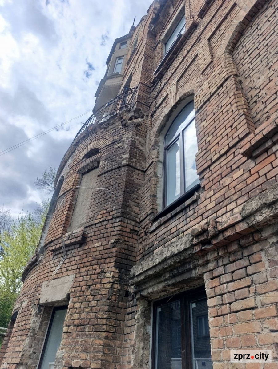 Від найстарішої школи до справжнього замку: які незвичайні менонітські будівлі можна побачити в Запоріжжі (фото)